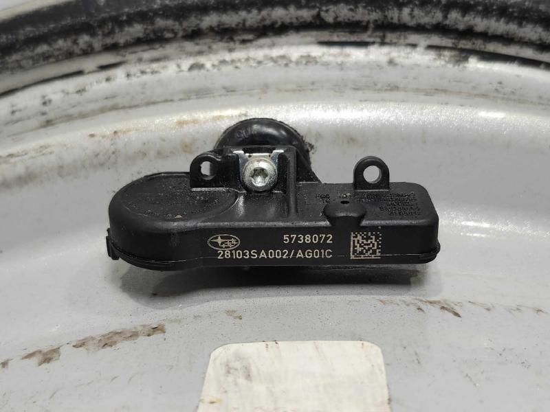2010 Subaru Legacy Wheel