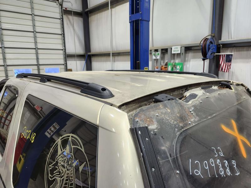 2010 Chevrolet Tahoe Luggage Rack