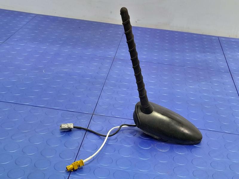 2011-2014 Kia Sorento Radio Antenna Assembly Genuine OEM Part 96210-1U000