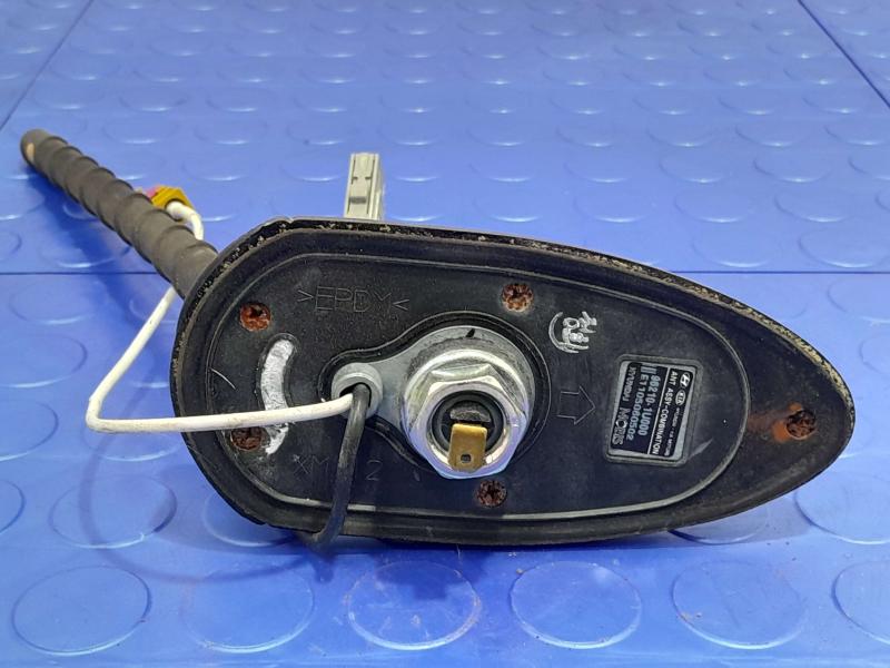 2011-2014 Kia Sorento Radio Antenna Assembly Genuine OEM Part 96210-1U000