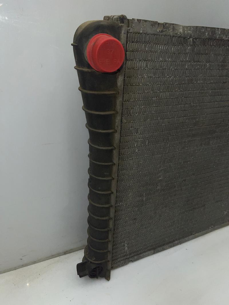 1989 Chevrolet Silverado 1500 Radiator