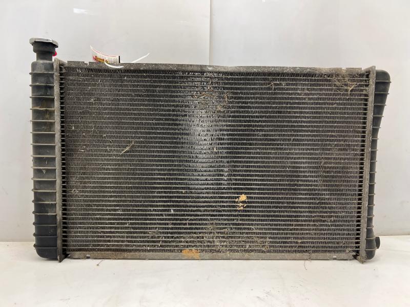 1989 Chevrolet Silverado 1500 Radiator
