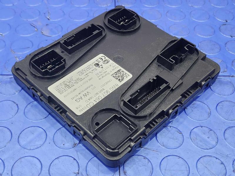 2017 Audi Q7 Contour Unit Comfort Control Module Genuine OEM 8W0907064