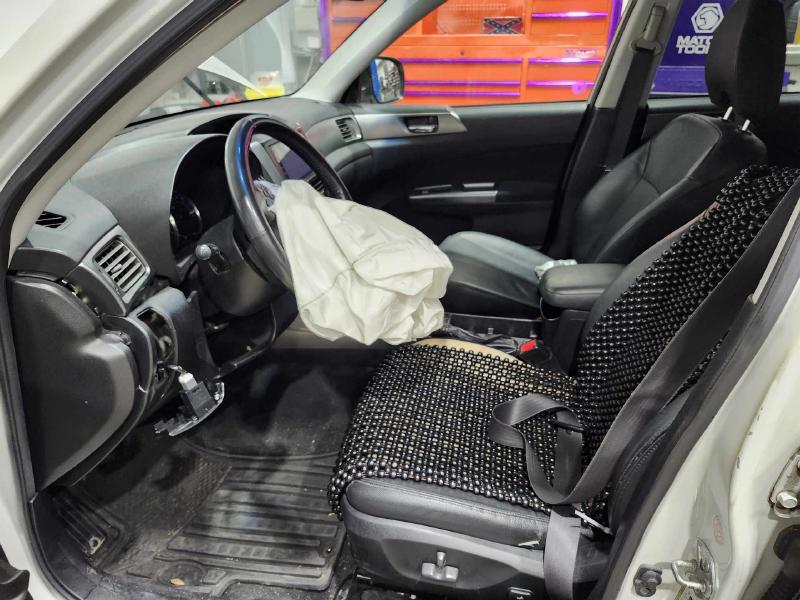 2011 Subaru Forester Center Pillar