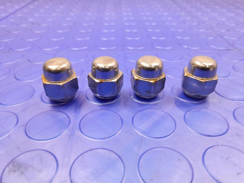 2021 Nissan Versa Lug Nuts