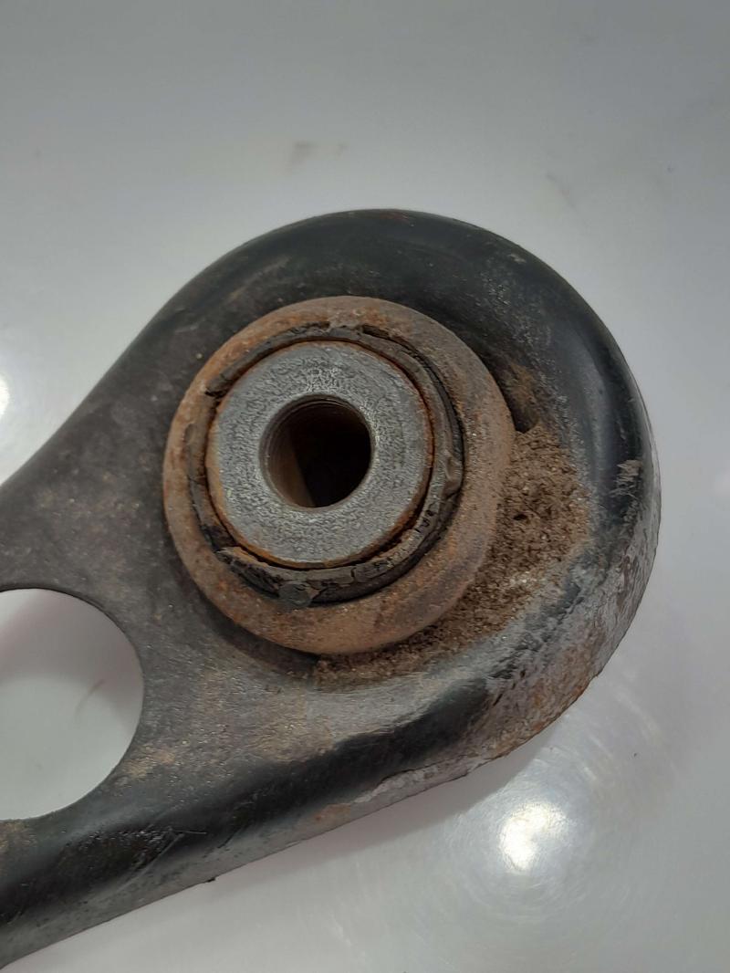 2007 Audi S6 Lower Control Arm Rr