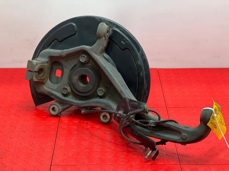 2011 Infiniti QX56 Spindle Knuckle Front