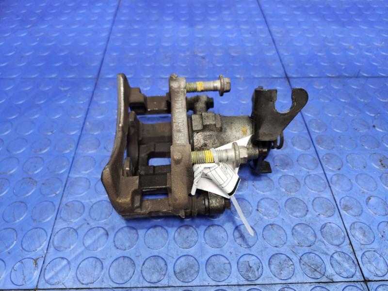 2014 Ford Mustang Caliper