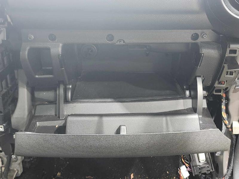2014 MINI Cooper Countryman Glove Box