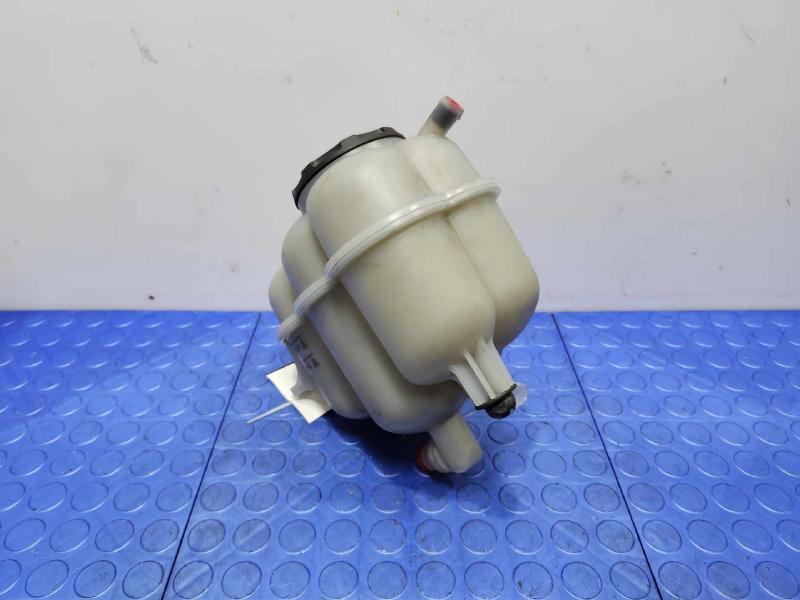 2018 Audi Q7 Coolant Recovery Bottle