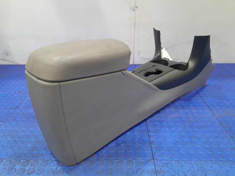 2010 Toyota RAV4 Front Console