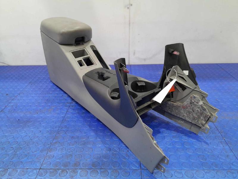 2010 Toyota RAV4 Front Console