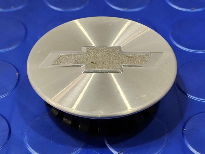 2015 Chevrolet Camaro Center Cap