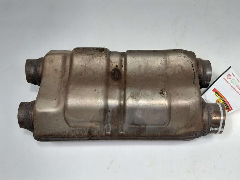 2014 Chevrolet Caprice Muffler
