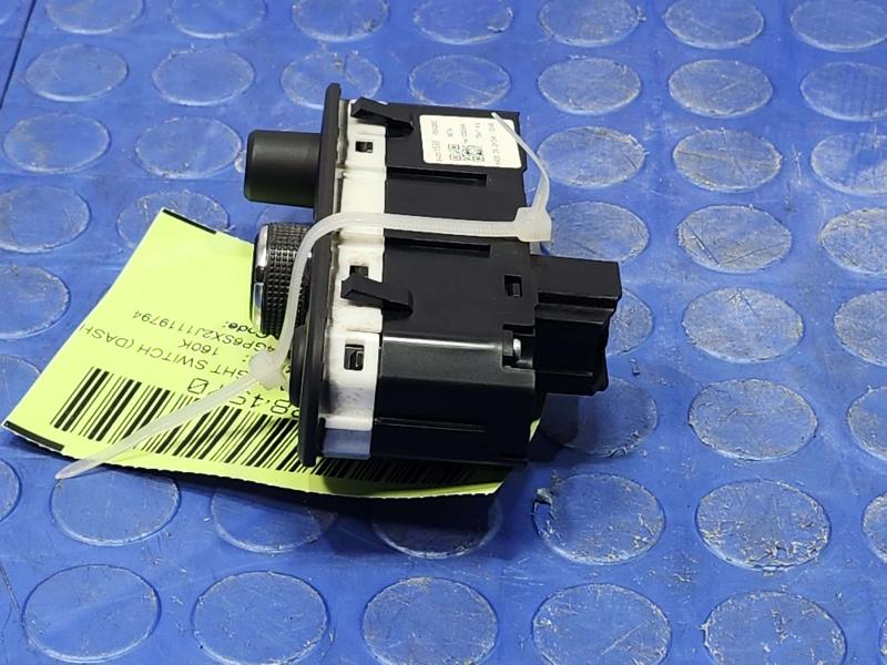 2018-2020 Buick Regal Headlight Control Switch Genuine OEM 84201596