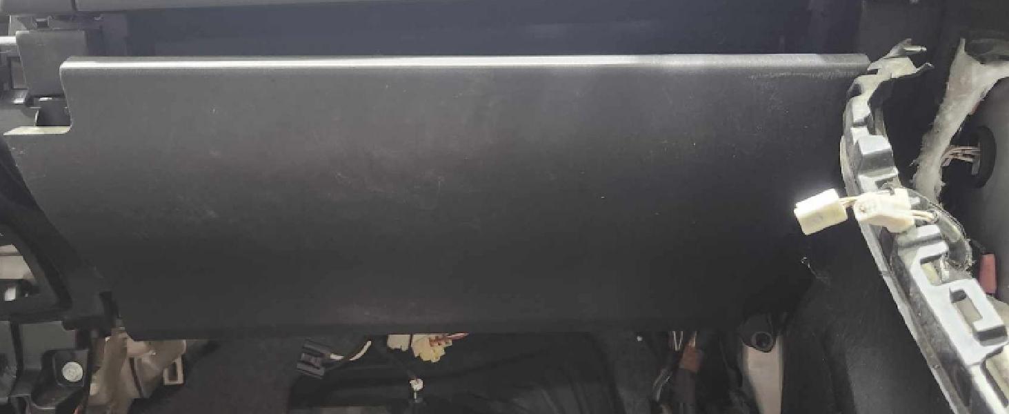 2014 Toyota Prius Glove Box
