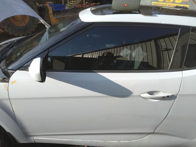 2012 Hyundai Veloster Front Door