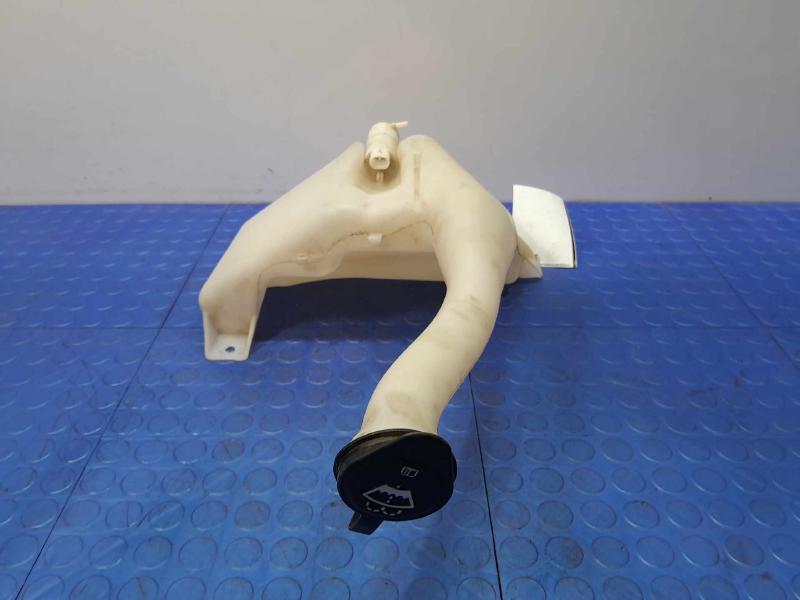 2008 Pontiac Solstice Washer Bottle