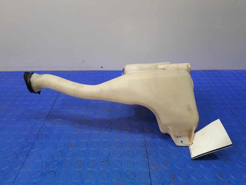 2008 Pontiac Solstice Washer Bottle