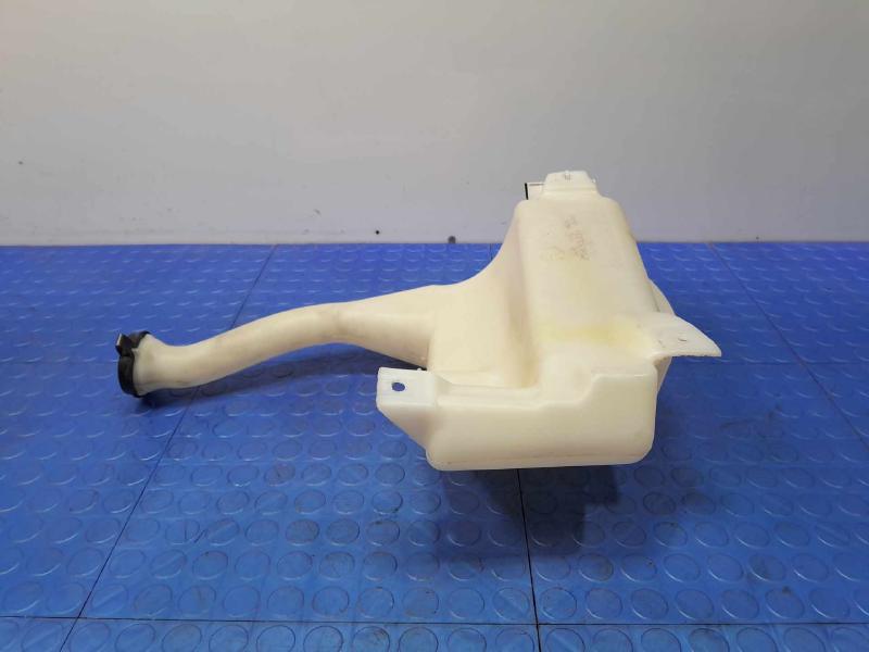 2008 Pontiac Solstice Washer Bottle