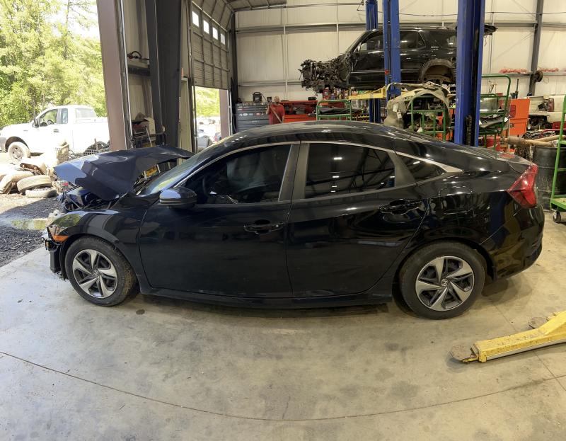2019 Honda Civic Center Pillar