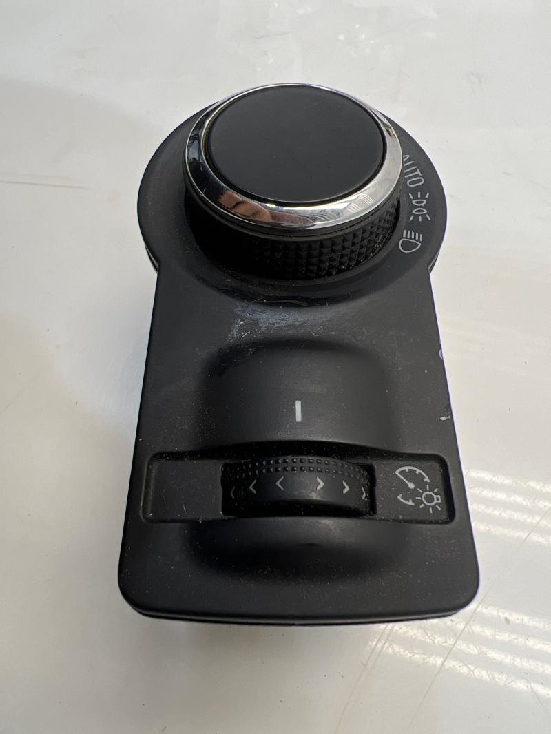 2012 Chevrolet Cruze Headlight Switch (Dash Mtd)