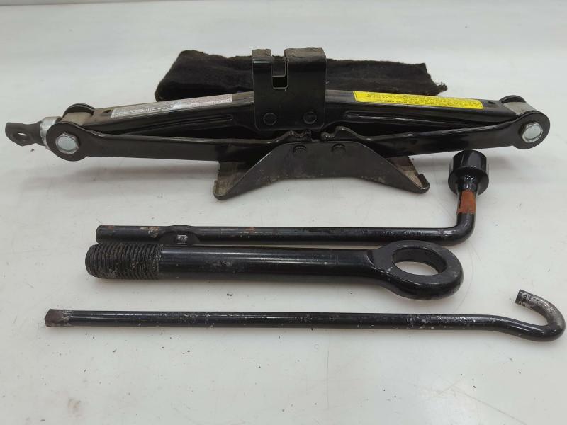 2011 - 2016 Kia Sportage Spare Tire Tools Jack Kit with Bag OEM 91102S100