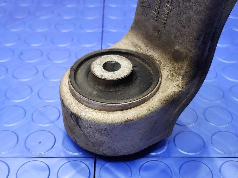 2011 Volkswagen Touareg Lower Control Arm Front