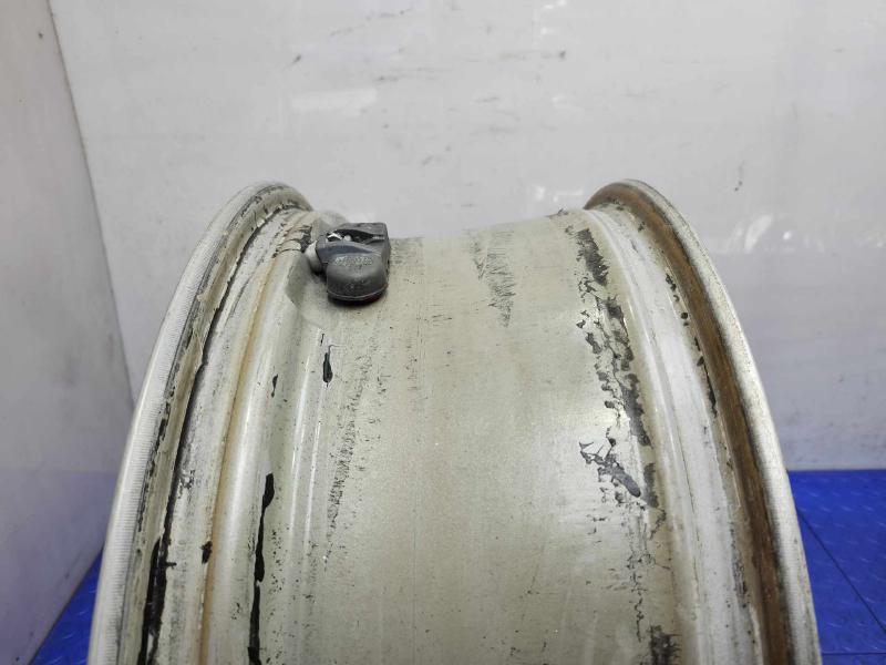 2012 Mercedes R-Class Wheel