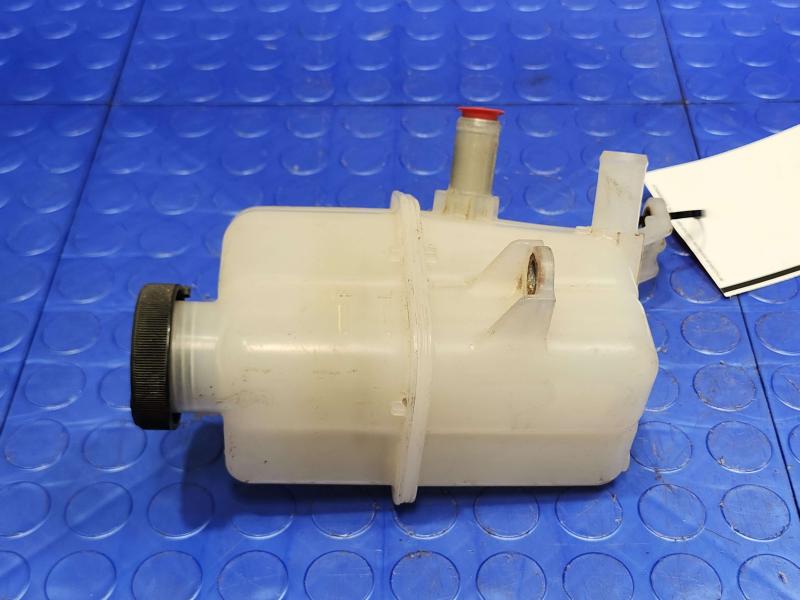 2010 Toyota Prius Coolant Recovery Bottle