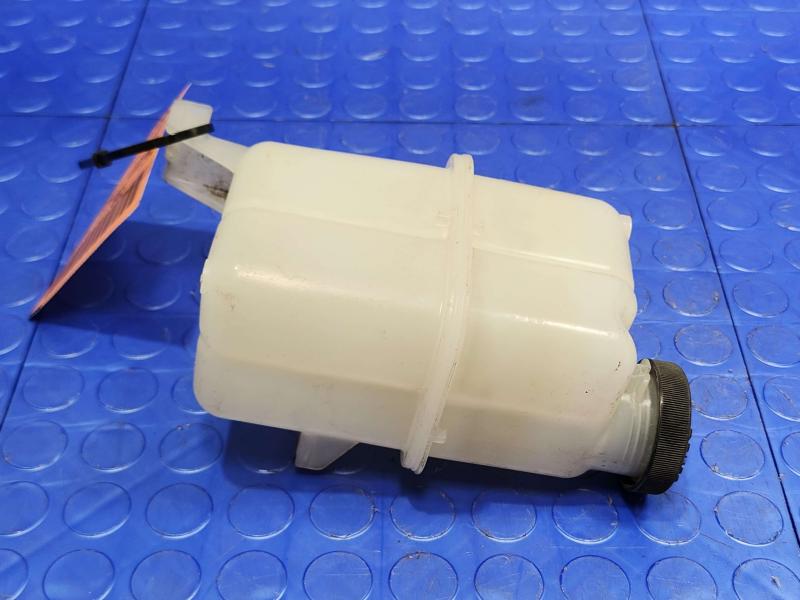 2010 Toyota Prius Coolant Recovery Bottle