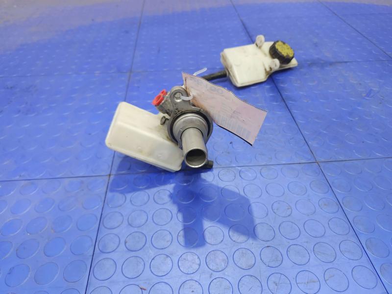 2014-2018 Ford Transit Connect Brake Master Cylinder Assembly OEM AV6Z2140A