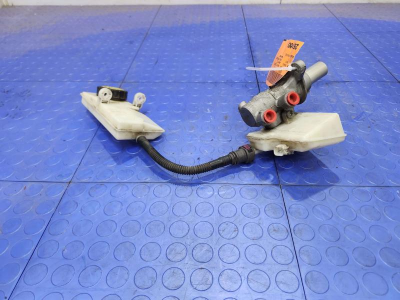 2014-2018 Ford Transit Connect Brake Master Cylinder Assembly OEM AV6Z2140A