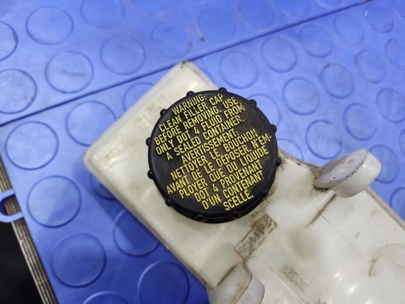2014-2018 Ford Transit Connect Brake Master Cylinder Assembly OEM AV6Z2140A