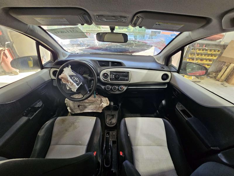2013 Toyota Yaris Center Pillar