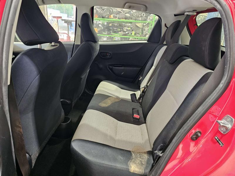 2013 Toyota Yaris Outside Door Handle