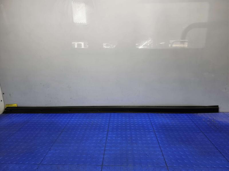 2014 Infiniti QX60 Rocker Moulding