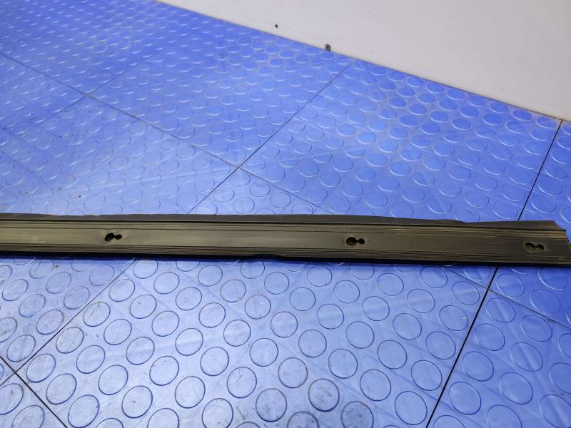 2014 Infiniti QX60 Rocker Moulding