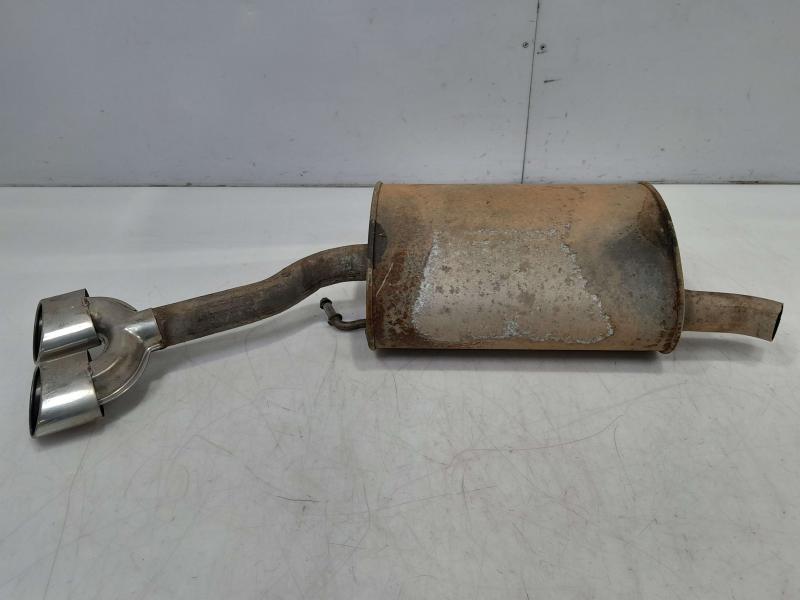 2006-2008 Cadillac DTS Rear Exhaust Muffler RH Passenger Side Genuine OEM 15921941