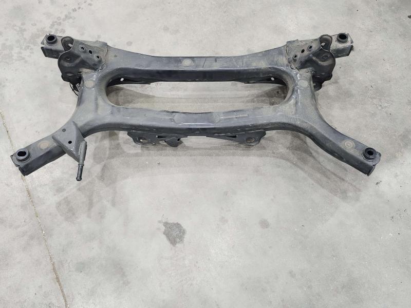 2017 Toyota Prius Crossmember/Cradle/Undercarria