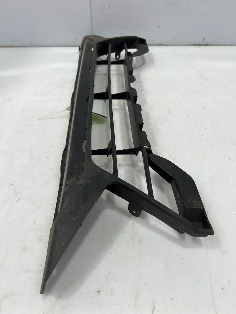 2020 Nissan Sentra Grille