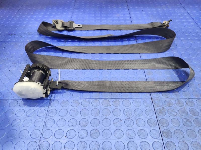 2011 Honda Pilot Rear Seat Belt