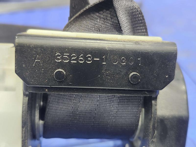 2011 Honda Pilot Rear Seat Belt
