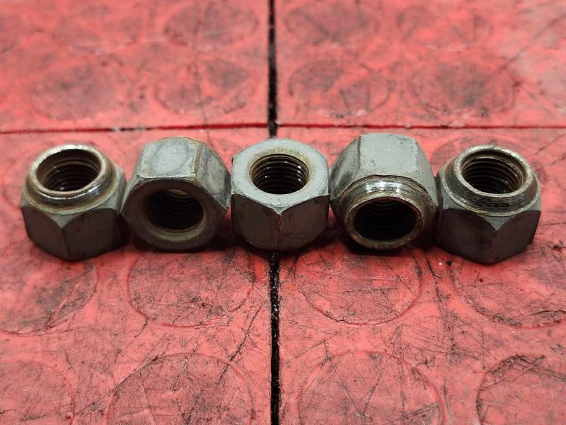 2021 Subaru Impreza Lug Nuts