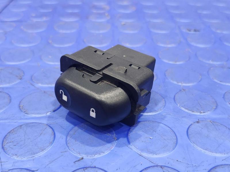 2004 Ford Explorer Door Switch Front