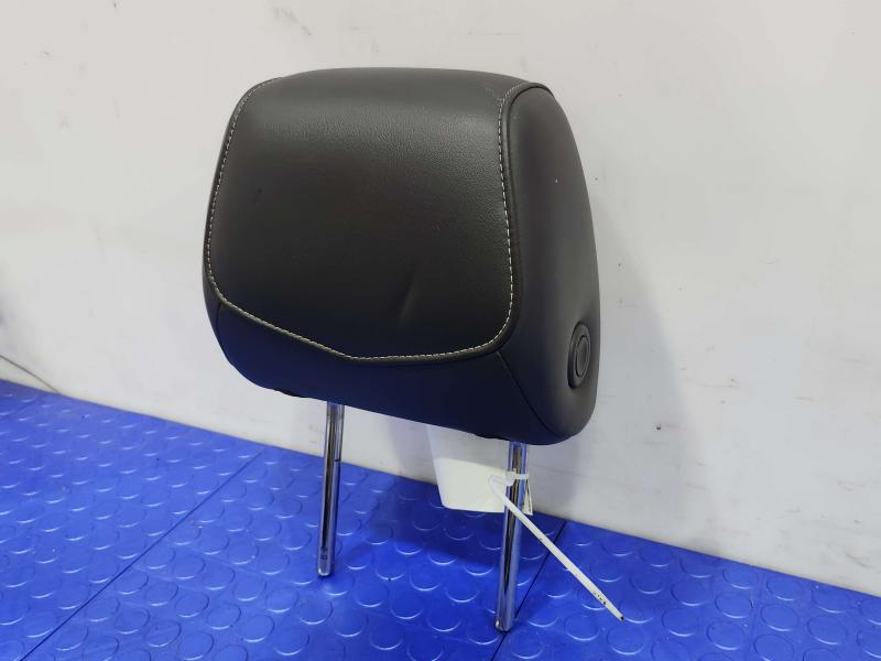 2016 Cadillac ATS Headrest