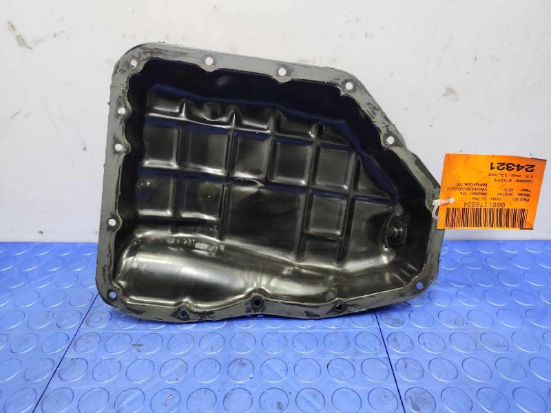 2013 Hyundai Santa Fe Oil Pan