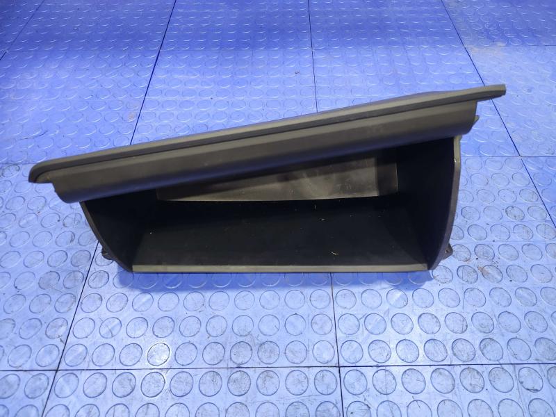 2017 Toyota Prius Glove Box