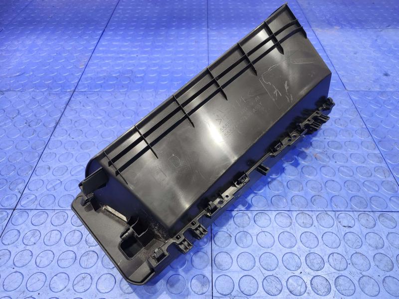 2017 Toyota Prius Glove Box
