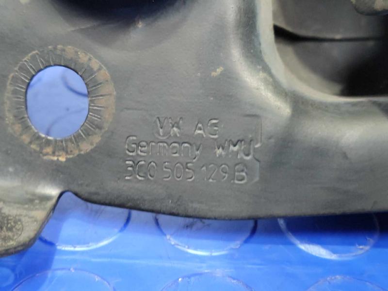 2009 Volkswagen Tiguan Lower Control Arm Rr